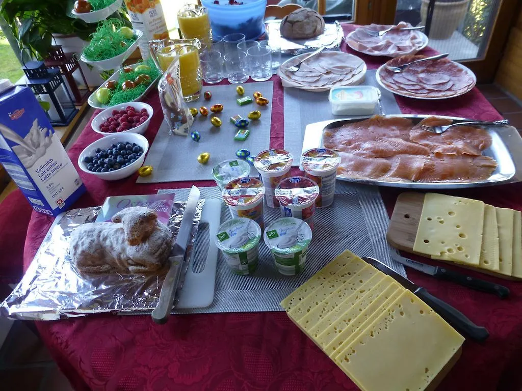 B&B Pappelweg - 2 Muttenz Bed & Breakfast