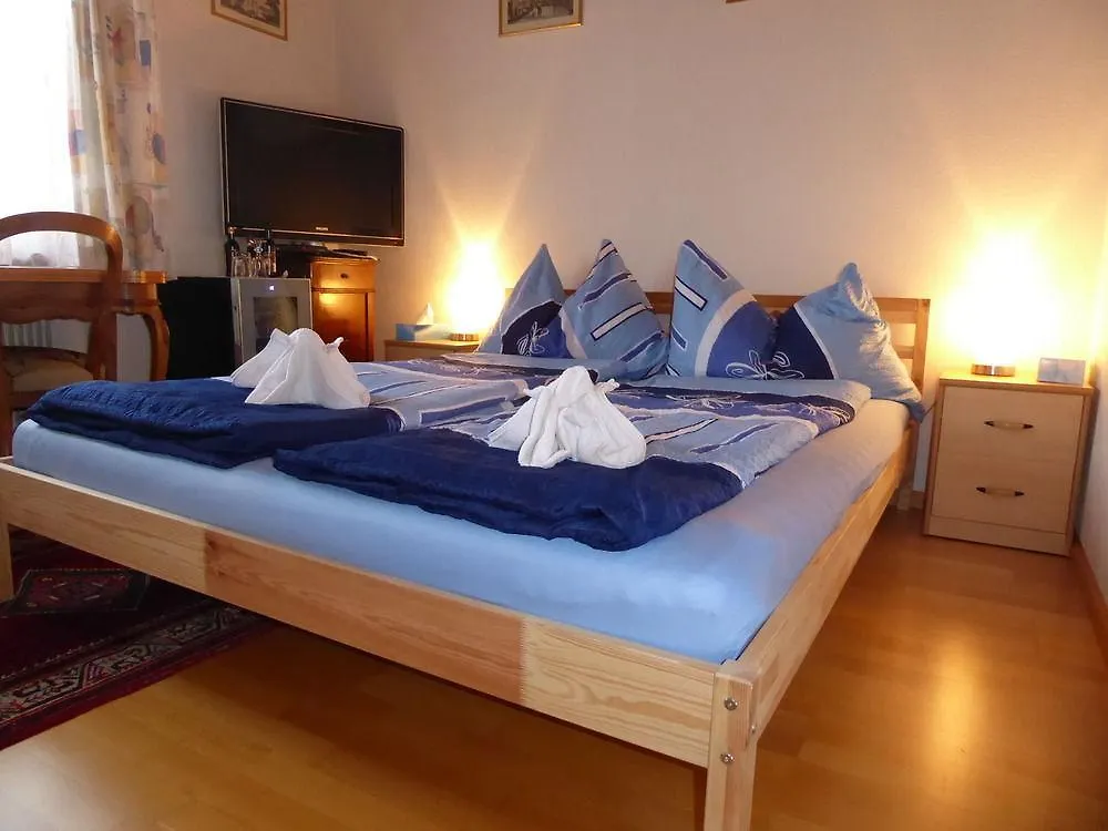 B&B Pappelweg - 2 Muttenz Bed & Breakfast